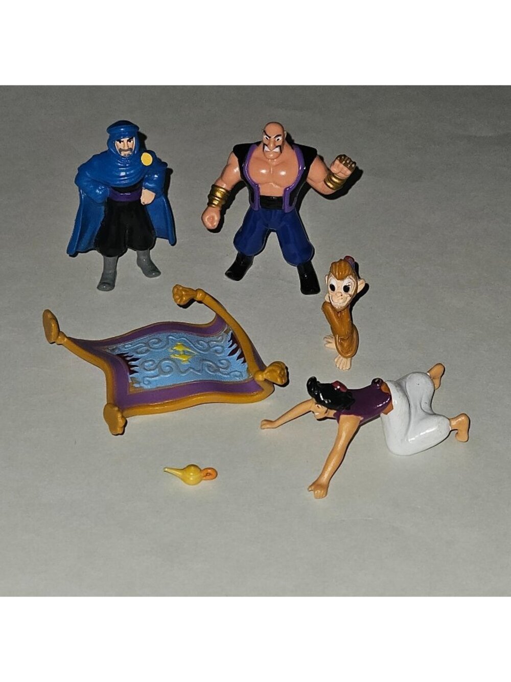 6 Disney Aladdin Toy Figure Lot Magic Carpet Lamp Abu Saluk Cassim King Thieves